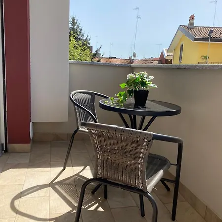Appartamento 44 Novara Buitenkant foto
